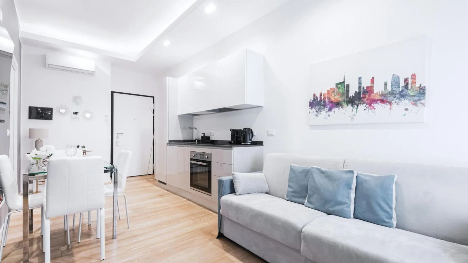 Easylife - Residenza Chic Vicino Al Duomo Apartment Milan Italy